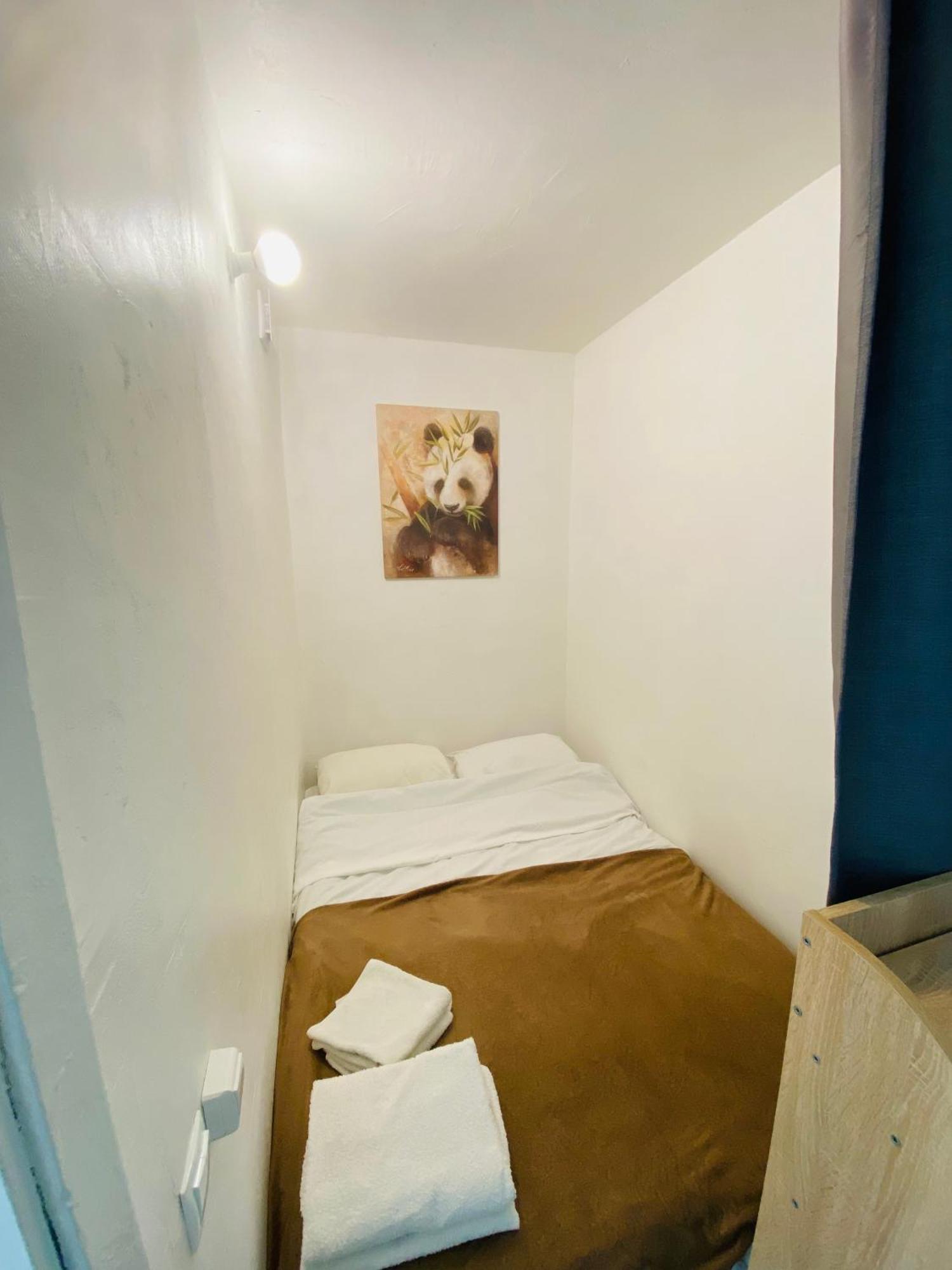 Real Home Apartments- Geroiv Dnipra Metro Station Київ Екстер'єр фото