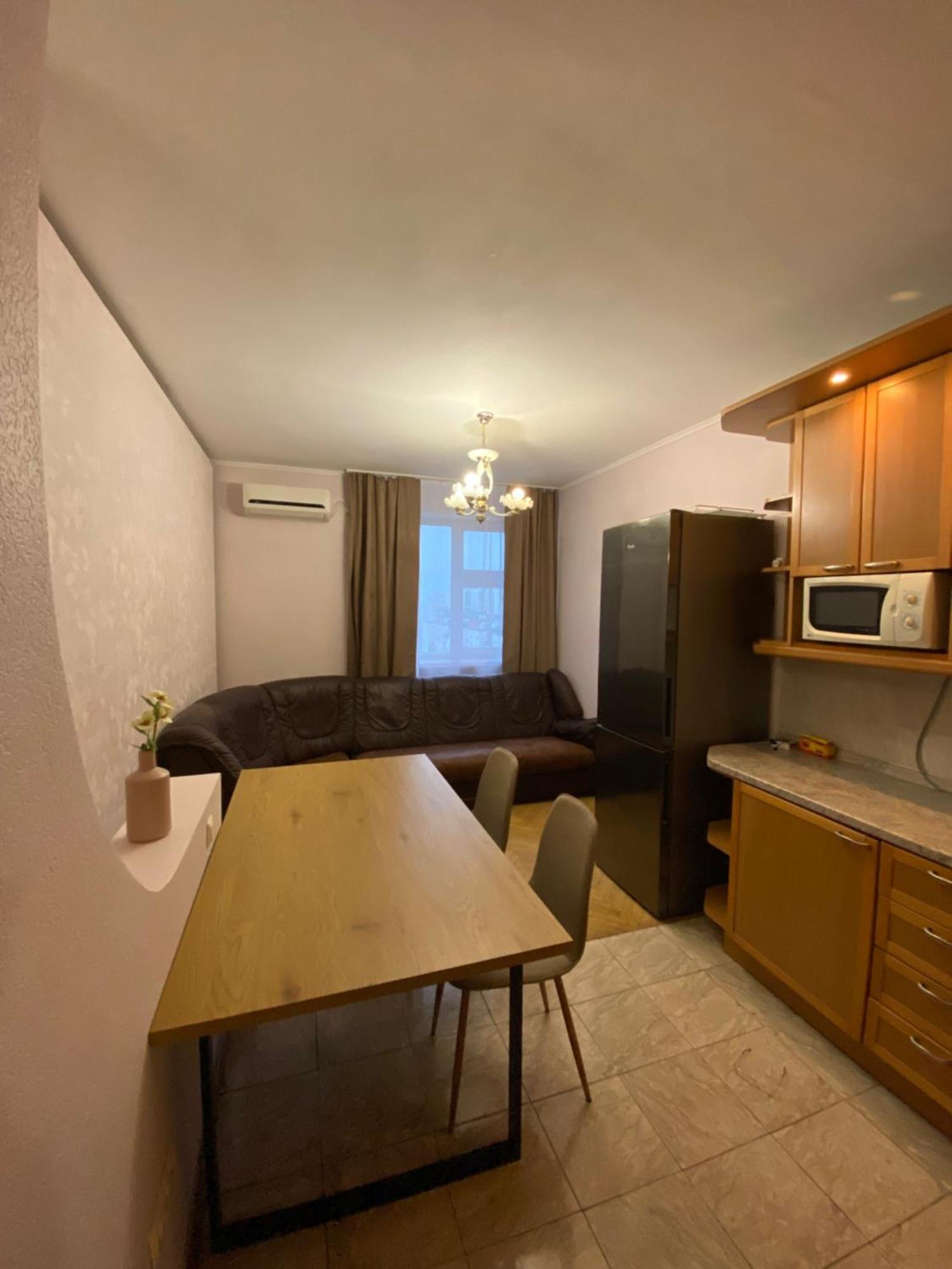 Real Home Apartments- Geroiv Dnipra Metro Station Київ Екстер'єр фото